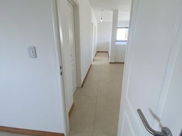 IMPECABLE CASA CON PILETA EN SAN MATIAS!