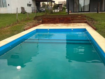 IMPECABLE CASA CON PILETA EN SAN MATIAS!