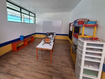 EDIFICIO EN VENTA CERCA DE ZONA MILITAR