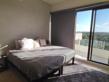 Exclusivo Penthouse de 3 Recamaras con Rooftop Privado y Alberca