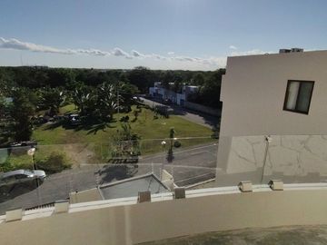Exclusivo Penthouse de 3 Recamaras con Rooftop Privado y Alberca