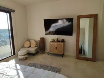 Exclusivo Penthouse de 3 Recamaras con Rooftop Privado y Alberca