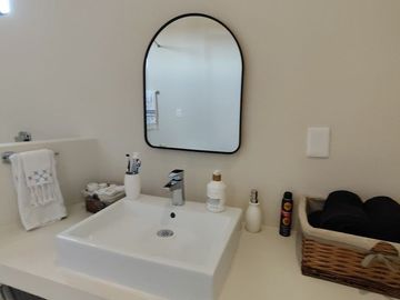 Exclusivo Penthouse de 3 Recamaras con Rooftop Privado y Alberca