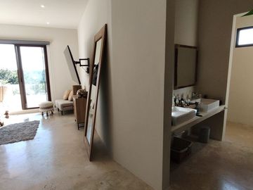 Exclusivo Penthouse de 3 Recamaras con Rooftop Privado y Alberca