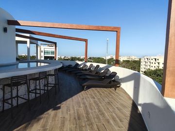 Exclusivo Penthouse de 3 Recamaras con Rooftop Privado y Alberca