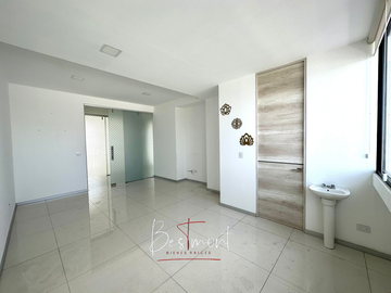 Excelente Consultorio en Venta/Renta en Torres Médicas II Angelopolis