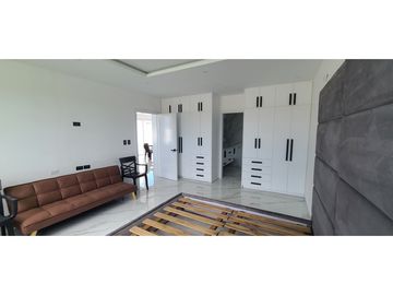 Venta casa de lujo con vistas al mar urb. Playa Alta Sta Marianita.