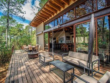 CASA DE LUJO EN VENTA EN HACIENDA SAN FRANCISCO, TAPALPA.