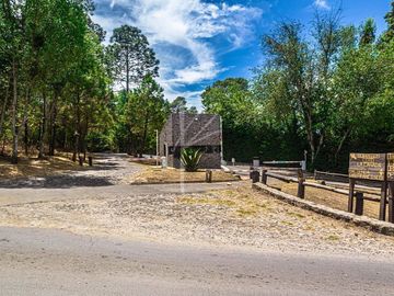 CASA DE LUJO EN VENTA EN HACIENDA SAN FRANCISCO, TAPALPA.