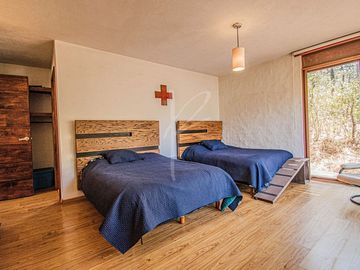 CASA DE LUJO EN VENTA EN HACIENDA SAN FRANCISCO, TAPALPA.