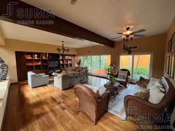 Casa en Venta en Col. Águila, Tampico Tamaulipas.