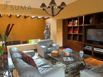 Casa en Venta en Col. Águila, Tampico Tamaulipas.