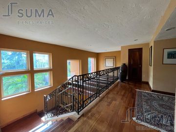 Casa en Venta en Col. Águila, Tampico Tamaulipas.