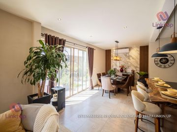 Casa en Venta de Lujo  Arriba de Leones con  terreno excedente