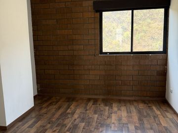 DEPARTAMENTO EN VENTA EN COLONIA SAN JERONIMO.