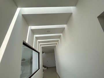 CASA ESTILO MINIMALISTA EN VENTA FINCAS DE SAYAVEDRA