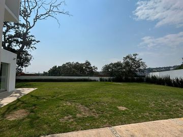 CASA ESTILO MINIMALISTA EN VENTA FINCAS DE SAYAVEDRA
