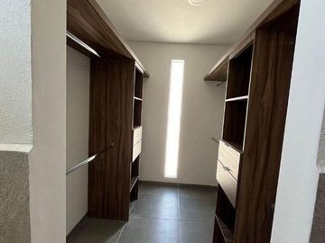Casa en  venta de 3 recamaras en Cholula San Bernardino Tlaxcalancingo.