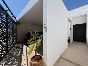 CASA VENTA MÉRIDA, UNA PLANTA, EQUIPADA, ALBERCA, 3 RECÁMARAS, HORIZONTE DZITYÁ.