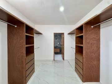 Casa en Fraccionamiento Lomas de la Rioja