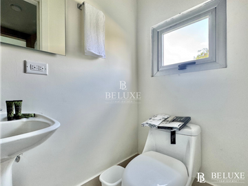VENDO APARTAMENTO DE PLAYA  PH BAHIA PLAYA SERENA (2) P