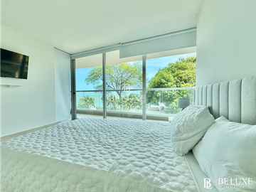 VENDO APARTAMENTO DE PLAYA  PH BAHIA PLAYA SERENA (2) P