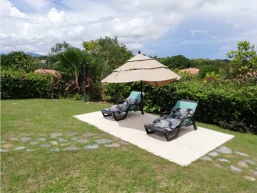 SEA CONFIABLE VENDE HERMOSA CASA CON CASA DE HUESPEDES