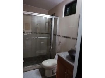 SEA CONFIABLE VENDE HERMOSA CASA CON CASA DE HUESPEDES
