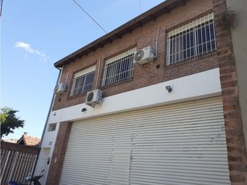 DEPOSITO / LOCAL VENTA CON VIVIENDA/OFICINA LOMAS DE SAN ISIDRO
