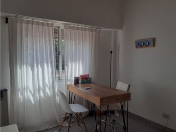 DEPOSITO / LOCAL VENTA CON VIVIENDA/OFICINA LOMAS DE SAN ISIDRO