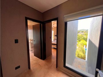 VENTA CASA DE CATEGORA EN CARLOS PAZ, ALTOS DE CARLOS PAZ