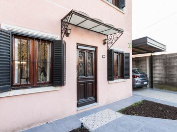 Casa VENTA Burzaco APTO CREDITO parque y piscina