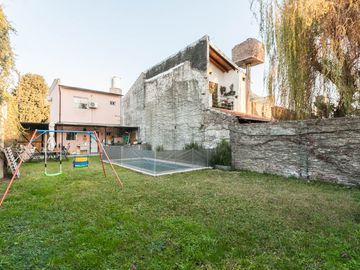 Casa VENTA Burzaco APTO CREDITO parque y piscina
