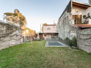 Casa VENTA Burzaco APTO CREDITO parque y piscina