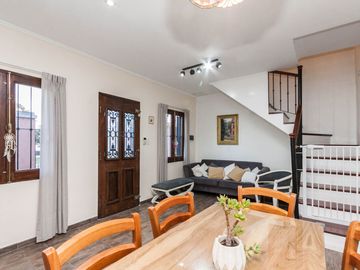 Casa VENTA Burzaco APTO CREDITO parque y piscina