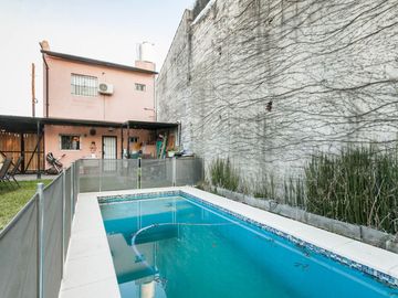 Casa VENTA Burzaco APTO CREDITO parque y piscina