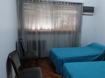 VTA DE DPTO FRENTE PLAZA INDEPEND-CON COCHERA