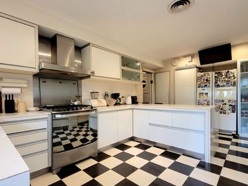 Venta Casa 5 amb jardin piscina Lomas San Isidro