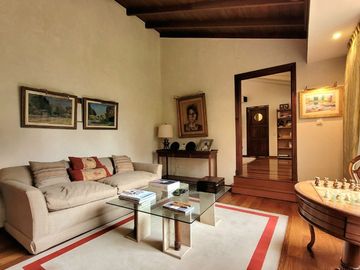 Venta Casa 5 amb jardin piscina Lomas San Isidro