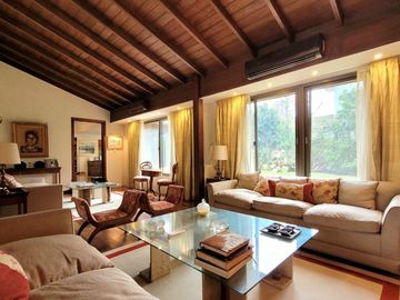 Venta Casa 5 amb jardin piscina Lomas San Isidro