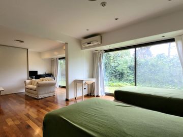 Venta Casa 5 amb jardin piscina Lomas San Isidro