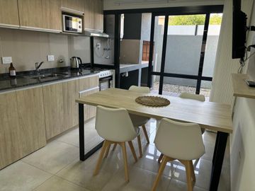 VENTA TRIPLEX VILLA CARLOS PAZ AMOBLADO