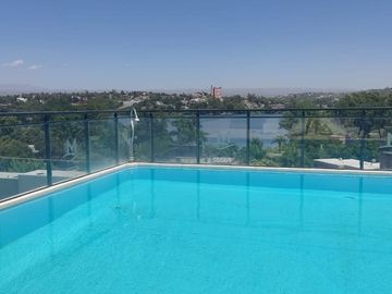 VENTA TRIPLEX VILLA CARLOS PAZ AMOBLADO