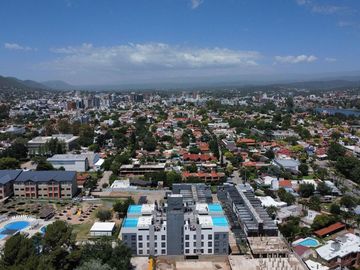 VENTA TRIPLEX VILLA CARLOS PAZ AMOBLADO