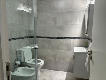 VENTA TRIPLEX VILLA CARLOS PAZ AMOBLADO