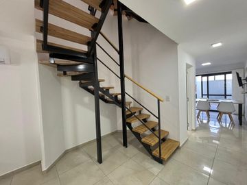 VENTA TRIPLEX VILLA CARLOS PAZ AMOBLADO