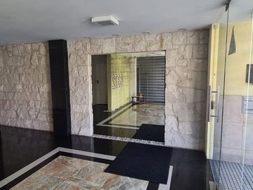 VENTA DEPARTAMENTO 2 AMBIENTES CON COCHERA WILDE