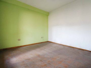 CASA EN VENTA CON PATIO TERRAZA COCHERA SAN JUSTO