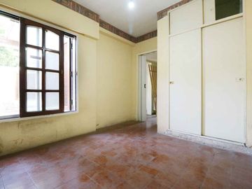 CASA EN VENTA CON PATIO TERRAZA COCHERA SAN JUSTO