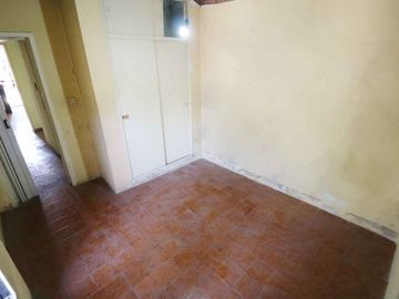 CASA EN VENTA CON PATIO TERRAZA COCHERA SAN JUSTO